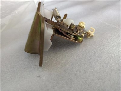 С22-5606110 СКЛОП БРАВА ЗАДЊА ВРАТА